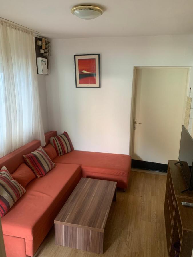 Cheerfull 2-Bedroom With Patio. Close To All Ameneties. زغرب المظهر الخارجي الصورة